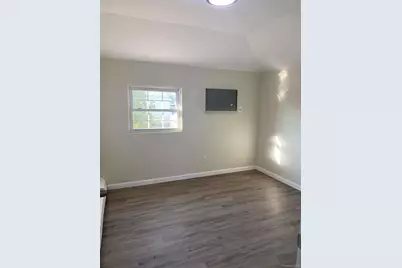 14720 226th Street #2, Jamaica, NY 11413 - Photo 2