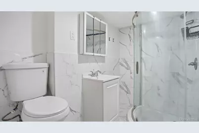 8 Myrtle Avenue, Brentwood, NY 11717 - Photo 12