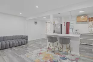 8 Myrtle Ave, Brentwood, NY 11717 - Photo 4