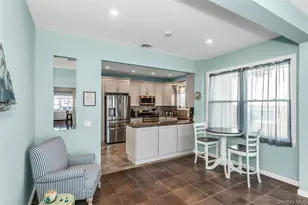 3471 Bay Front Dr, Baldwin, NY 11510 - Photo 16