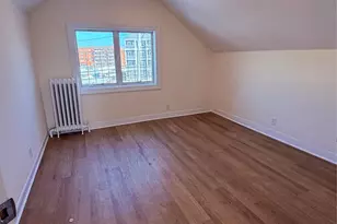 22 Regent St, Port Chester, NY 10573 - Photo 12