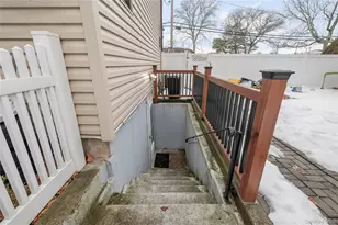 758 Stewart Ave, Bethpage, NY 11714 - Photo 26