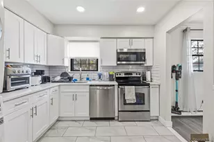 758 Stewart Ave, Bethpage, NY 11714 - Photo 18