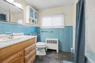 16 Starlight Ln, Levittown, NY 11756 - Photo 18