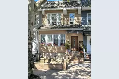 7236 67th Place, Glendale, NY 11385 - Photo 6