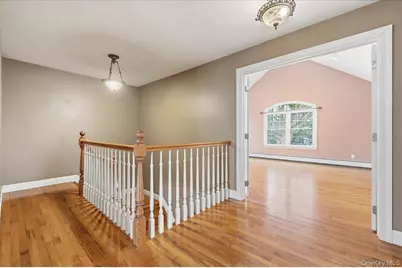 234 S Pershing Avenue, Bethpage, NY 11714 - Photo 18