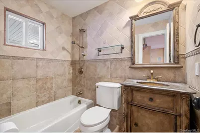 234 S Pershing Avenue, Bethpage, NY 11714 - Photo 14