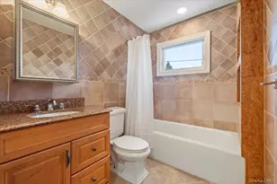 234 S Pershing Ave, Bethpage, NY 11714 - Photo 20