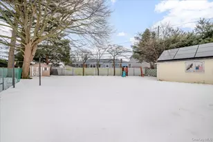 234 S Pershing Ave, Bethpage, NY 11714 - Photo 28