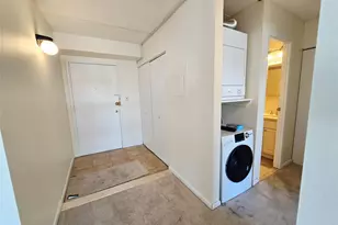 142 Main St, Mineola, NY 11501 - Photo 2