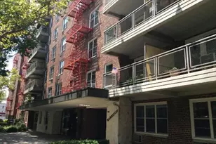 142-05 Roosevelt Ave, Flushing, NY 11354 - Photo 10