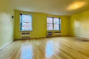 142-05 Roosevelt Ave, Flushing, NY 11354 - Photo 6