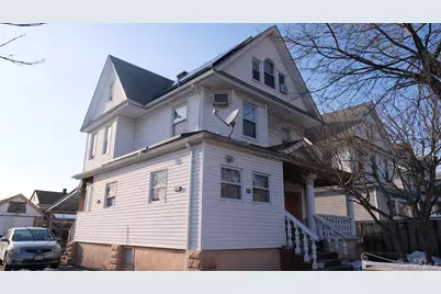 10556 135th Street, Richmond Hill, NY 11419 - Photo 2