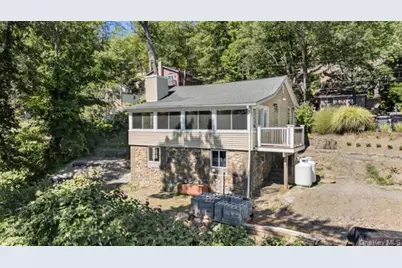 6 Deer Trail N, Greenwood Lake, NY 10925 - Photo 6