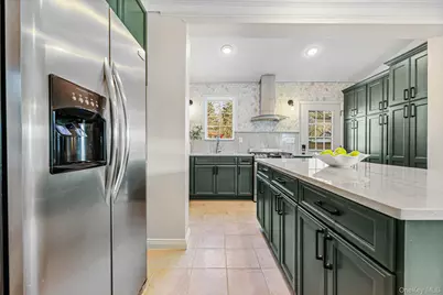 144 Gaylor Road, Scarsdale, NY 10583 - Photo 10