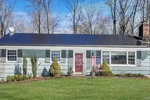 109 Quaker Path, Stony Brook, NY 11790 - Photo 2