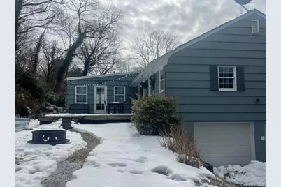 109 Quaker Path, Stony Brook, NY 11790 - Photo 4