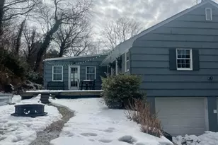 109 Quaker Path, Stony Brook, NY 11790 - Photo 4