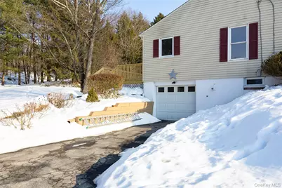 13 Robert Road, Poughkeepsie, NY 12603 - Photo 20