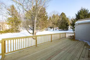 13 Robert Rd, Poughkeepsie, NY 12603 - Photo 22