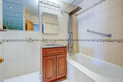 77-14 113th Street #5V, Forest Hills, NY 11375 - Photo 26