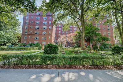77-14 113th Street #5V, Forest Hills, NY 11375 - Photo 2