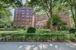 77-14 113th St, Forest Hills, NY 11375 - Photo 2