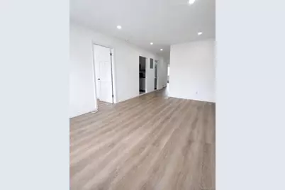 59-09 Kissena Boulevard, Flushing, NY 11355 - Photo 8