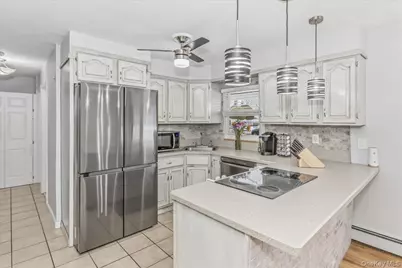 30 Echo Lane, Levittown, NY 11756 - Photo 12