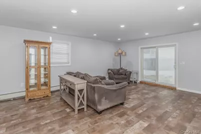 30 Echo Lane, Levittown, NY 11756 - Photo 6