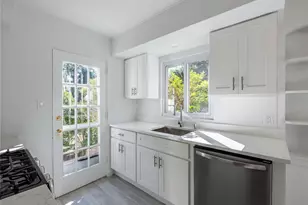 109 Chase Rd, Manhasset, NY 11030 - Photo 16