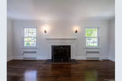 109 Chase Road, Manhasset, NY 11030 - Photo 8