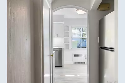 109 Chase Road, Manhasset, NY 11030 - Photo 12