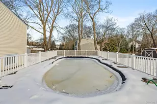 447 China Rd, Sayville, NY 11782 - Photo 20