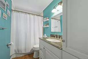 94 Locust Pl, East Northport, NY 11731 - Photo 12