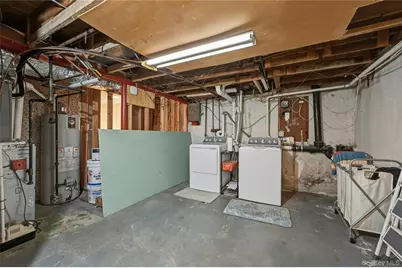 94 Locust Place, East Northport, NY 11731 - Photo 20