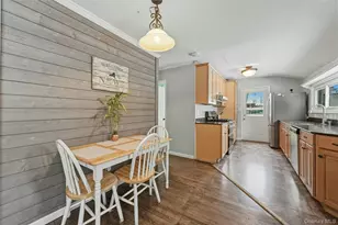 94 Locust Pl, East Northport, NY 11731 - Photo 8