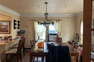 39 Robert St, Patchogue, NY 11772 - Photo 2