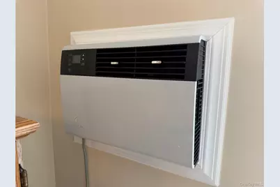 172-12 Crocheron Avenue #C3, Flushing, NY 11358 - Photo 20