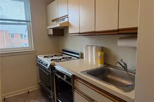 172-12 Crocheron Ave, Flushing, NY 11358 - Photo 8