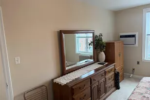 172-12 Crocheron Ave, Flushing, NY 11358 - Photo 14