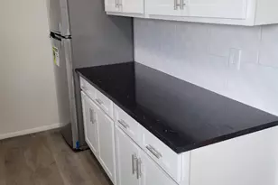 92 Fitzgerald Dr, Middletown, NY 10940 - Photo 2