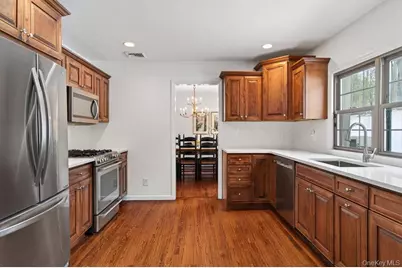 175 Palmer Lane, Thornwood, NY 10594 - Photo 12