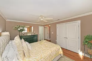 2 Montana Pl, Huntington Station, NY 11746 - Photo 32