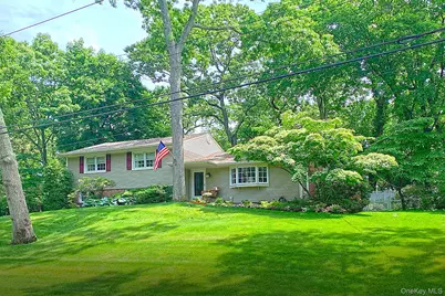 2 Montana Place, Huntington Station, NY 11746 - Photo 40