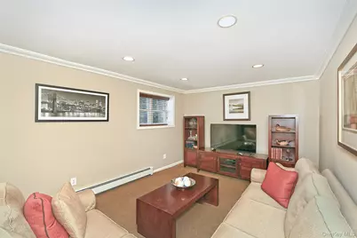 2 Montana Place, Huntington Station, NY 11746 - Photo 18