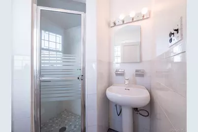 7531 179th Street, Fresh Meadows, NY 11366 - Photo 24