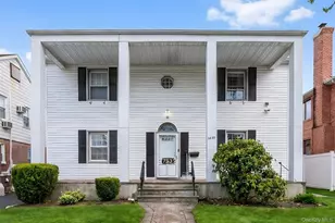 75-31 179th St, Fresh Meadows, NY 11366 - Photo 38