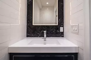 69-61 180th St, Fresh Meadows, NY 11365 - Photo 16