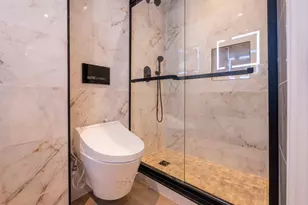 69-61 180th St, Fresh Meadows, NY 11365 - Photo 38